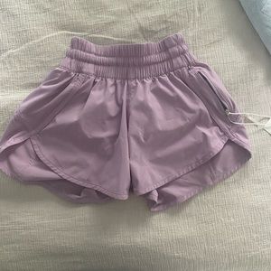 Lululemon Track That short